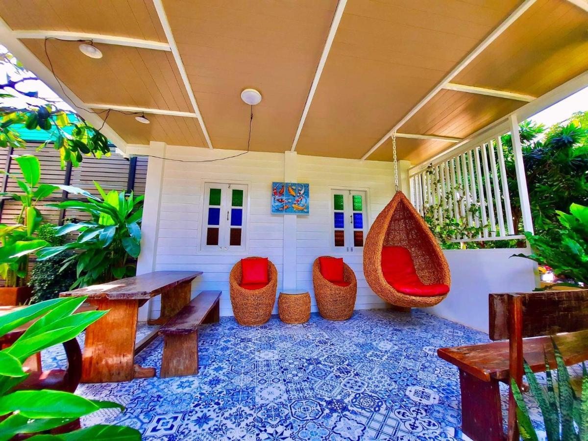 Koh Larn Riviera Hotel Exterior foto